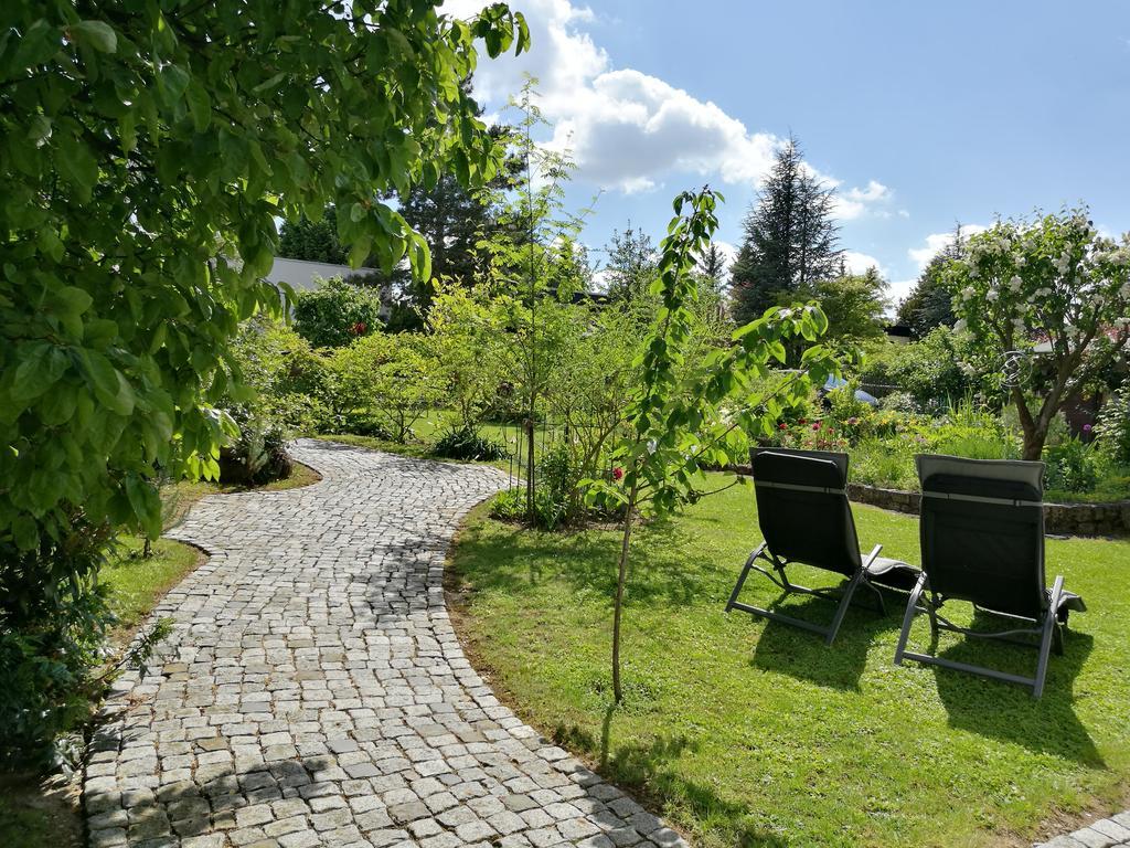 Apartment Haus Merlin Am Boeckelsberg Weimar  Exterior photo